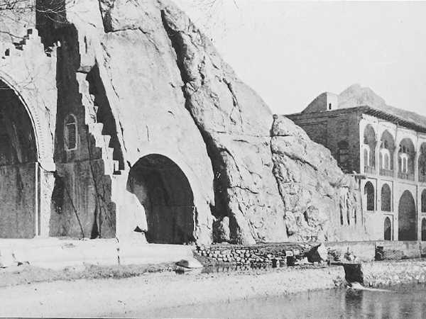 عمارت مسعودیه طاق بستان - گیومه