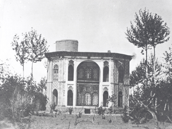 عمارت کلاه فرنگی باغ دلگشای ارومیه - گیومه